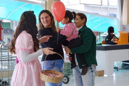 Dia das Crianças é comemorado nos Supermercados COTRIFRED