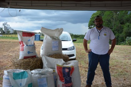 Dia de campo destaca cultivares de soja e milho