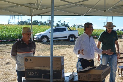 Dia de Campo sobre soja apresenta inovações e tecnologias
