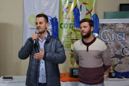 Entregue premiação aos vencedores da Copa União 60 anos COTRIFRED