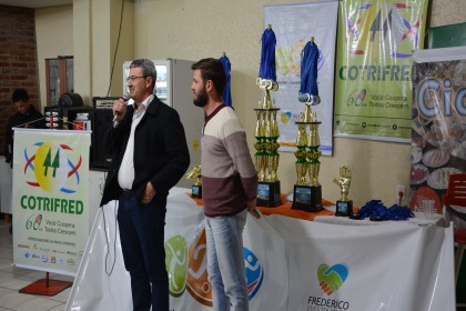 Entregue premiação aos vencedores da Copa União 60 anos COTRIFRED