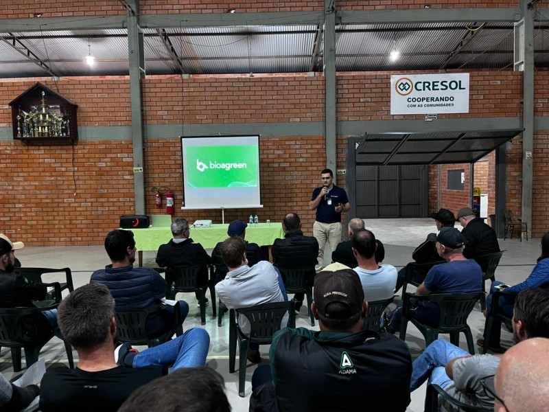 Evento técnico reúne associados da Cotrifred para debater novas tecnologias na soja