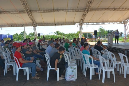 Feira em Campo inicia com “pé-direito”: 4 mil duzentos e cinquenta visitantes