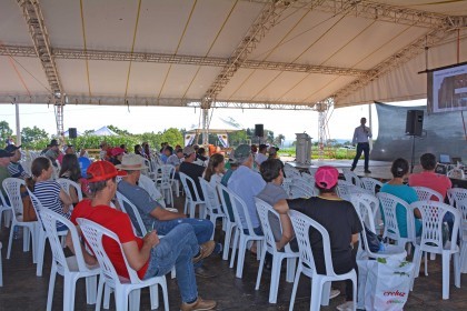 Feira em Campo inicia com “pé-direito”: 4 mil duzentos e cinquenta visitantes