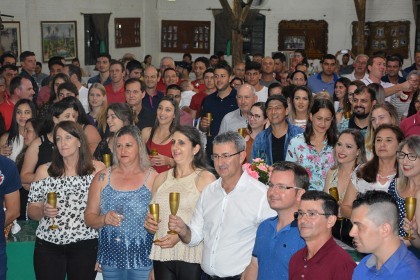 Festa de final de ano é realizada com os colaboradores e familiares