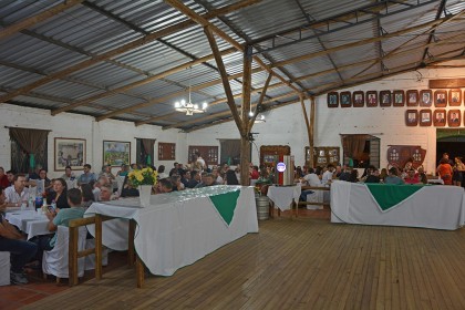 Festa de final de ano é realizada com os colaboradores e familiares