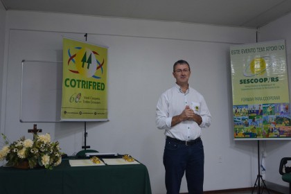 Formatura dos jovens aprendizes é realizada
