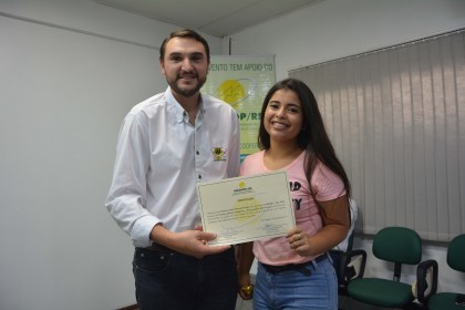 Formatura dos jovens aprendizes é realizada