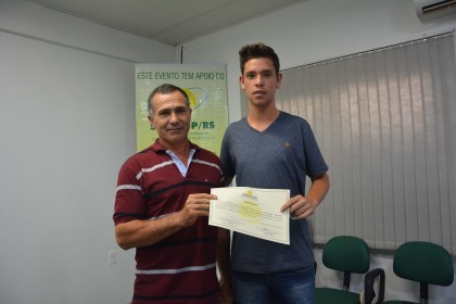 Formatura dos jovens aprendizes é realizada