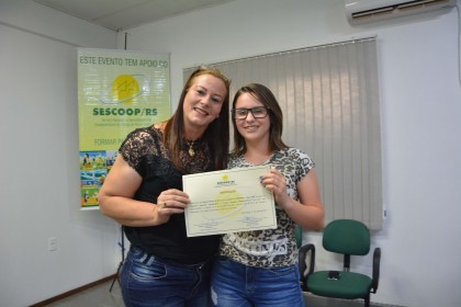 Formatura dos jovens aprendizes é realizada