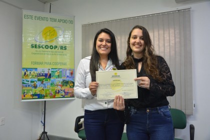 Formatura dos jovens aprendizes é realizada