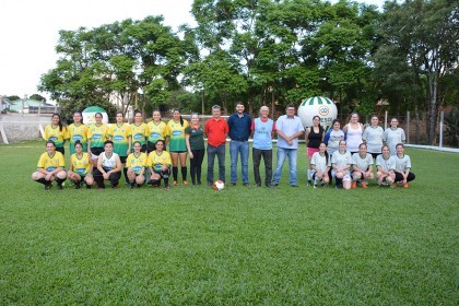 Futebol 7: Confraternizar com os associados