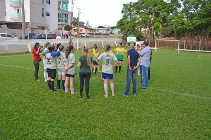 Futebol 7: Confraternizar com os associados