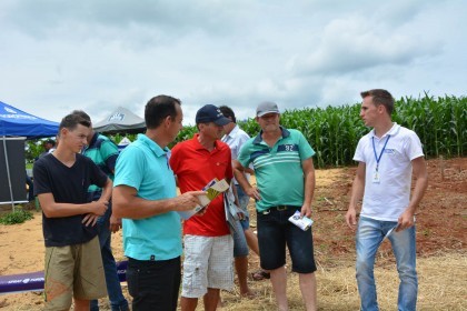 III Dia de Campo sobre milho é realizado