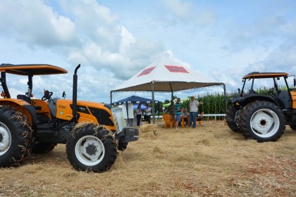 III Dia de Campo sobre milho é realizado