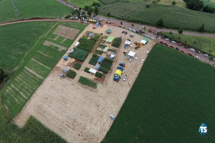 III Dia de Campo sobre milho é realizado