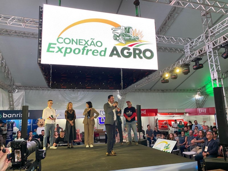 Laticínios Cotrifred marca presença na Arena Conexão Expofred Agro