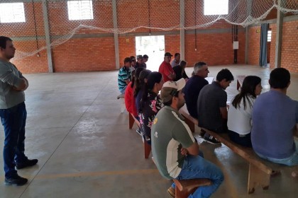 Manejo e nutrição para vacas leiteiras é tema de palestra