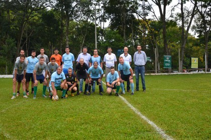 Palmeiras da Linha Pedras Brancas goleia e sagra-se campeão da Copa Cotrifred/Cresol