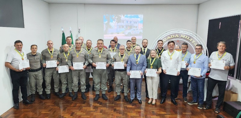 Presidente da Cotrifred recebe Comenda do 37º BPM