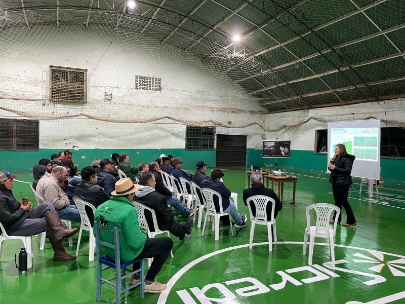 Produtores de Taquaruçu do Sul participam de encontro técnico sobre bioinsumos para altas produtividades de milho