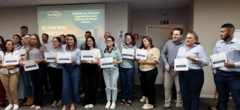 Profissionais da Cotrifred participam de treinamento