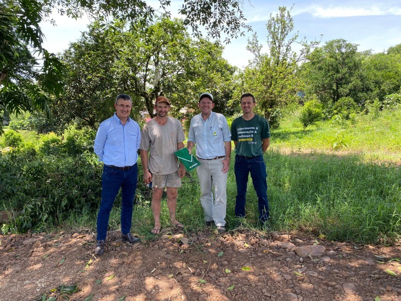Programa de melhoramento genético destina sêmen sexado e tanques água a produtores do Laticínios Cotrifred