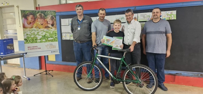 Projeto da Corteva ensina crianças e jovens sobre o agro