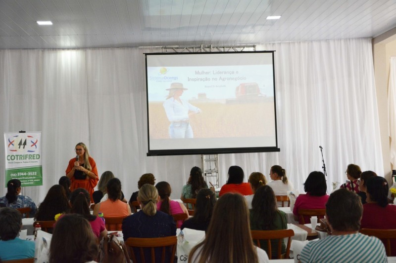Projeto "Mulheres que Cooperam" tem seu 1º encontro realizado em abril