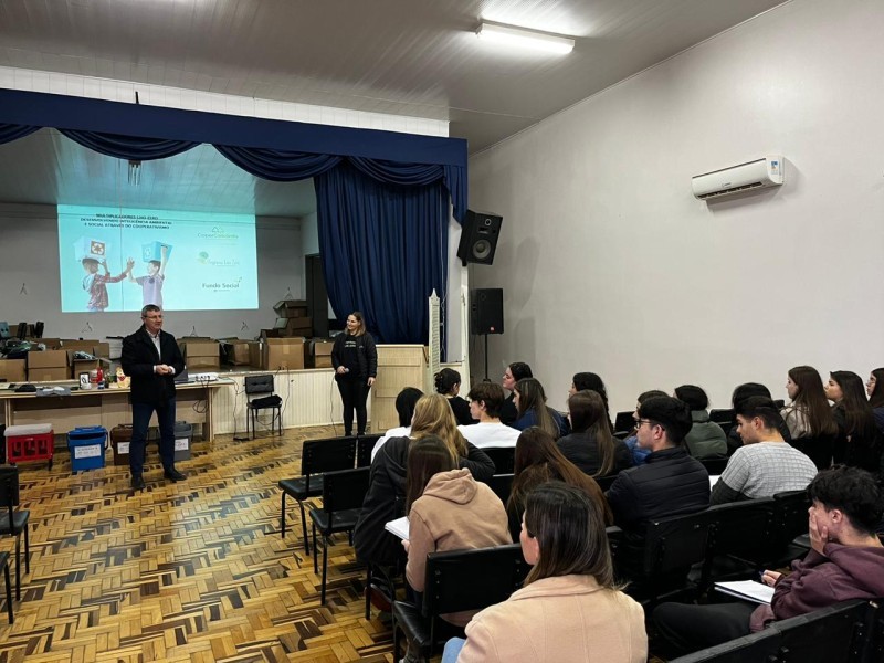 Projeto Multiplicadores Lixo Zero realiza seu primeiro encontro na Escola Cardeal Roncalli