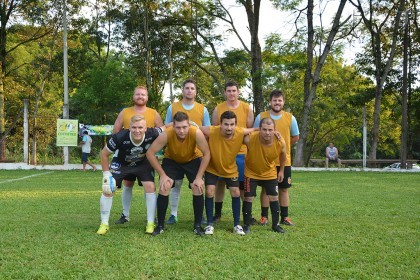 Quatro equipes disputaram a semifinal da 2ª edição da Copa Cotrifred/Cresol de Futebol Sete