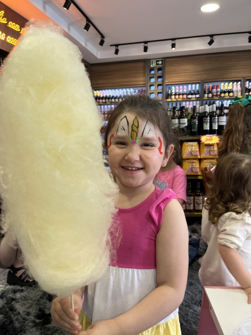 Rede de Supermercados Cotrifred celebra o Dia das Crianças em suas unidades