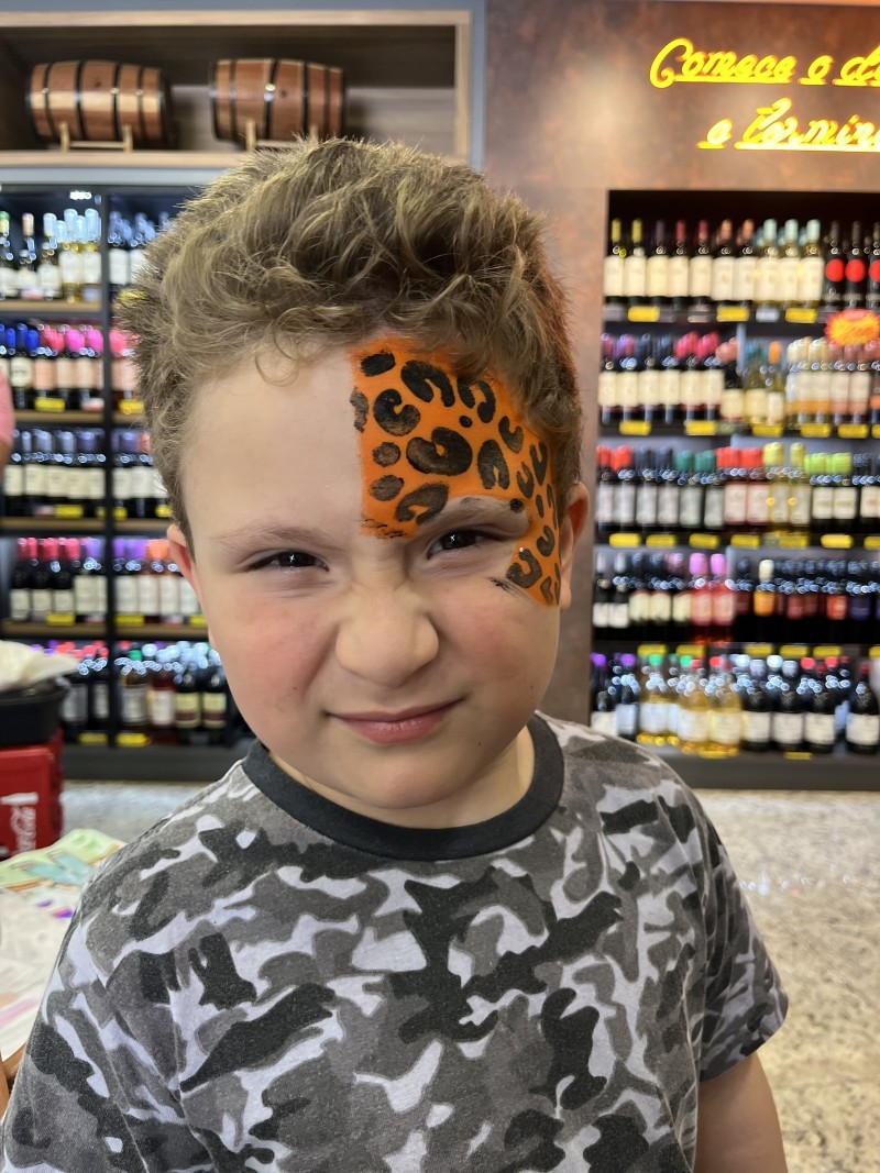 Rede de Supermercados Cotrifred celebra o Dia das Crianças em suas unidades