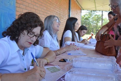 Segunda edição do Projeto Cotrifred Rosa estimula valorização e autoestima da mulher rural