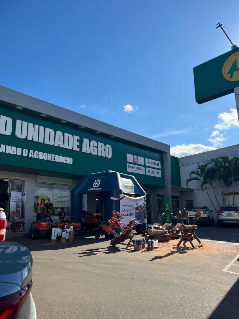 Semana da Husqvarna movimenta unidades da Cotrifred com ofertas e atendimento técnico especializado