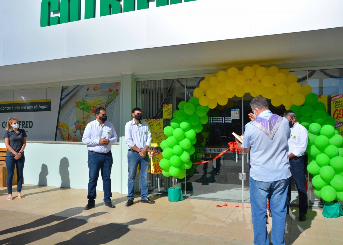 Supermercado de Caiçara é reinaugurado