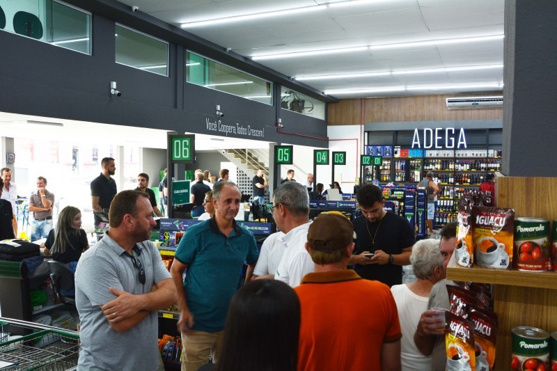 Supermercado de Iraí é Reinaugurado no último dia 20