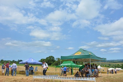 Tarde de Campo sobre Trigo é realizada pela COTRIFRED