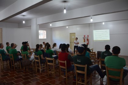 Treinamento é realizado com os colaboradores da COTRIFRED