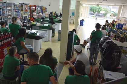 Treinamento é realizado com os colaboradores da COTRIFRED