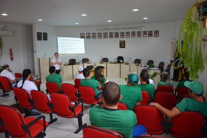 Treinamento é realizado com os colaboradores da COTRIFRED