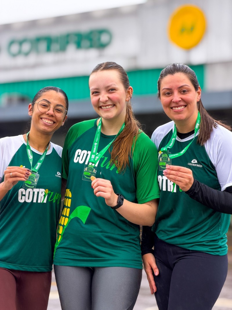 Treinão de colaboradores aquece os preparativos para a CotriRun 2026