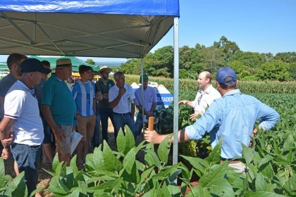 VI Dia de Campo Cotrifred apresentou novas tecnologias ao homem do campo