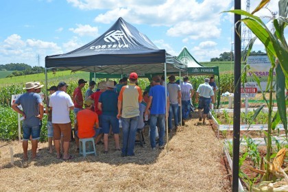 VI Dia de Campo Cotrifred apresentou novas tecnologias ao homem do campo