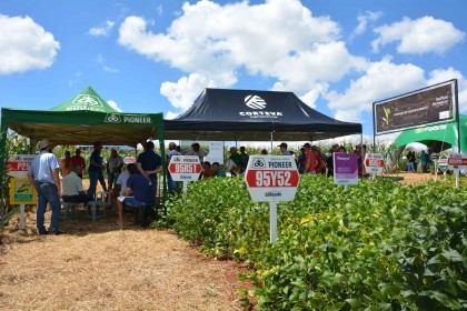 VI Dia de Campo Cotrifred apresentou novas tecnologias ao homem do campo