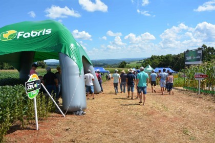 VI Dia de Campo Cotrifred apresentou novas tecnologias ao homem do campo