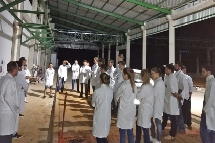 Visita técnica oportuniza atividades práticas nas instalações da Cotrifred