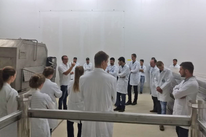 Visita técnica oportuniza atividades práticas nas instalações da Cotrifred