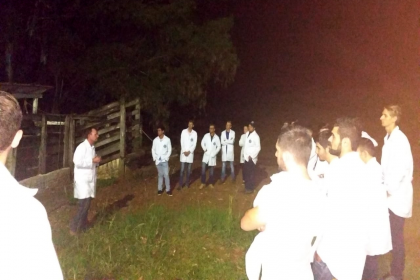 Visita técnica oportuniza atividades práticas nas instalações da Cotrifred