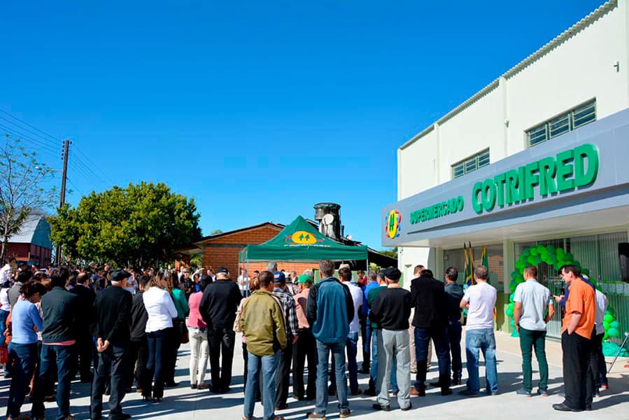 Em 22 de setembro a comunidade de Caiçara passou a contar com um novo supermercado e reinaugurou sua agropecuária.